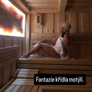 I to nejvetší prostěradlo nemusí nutně zakrývat vše. #cepicedosauny #saunovacicepice #sauna #saunia